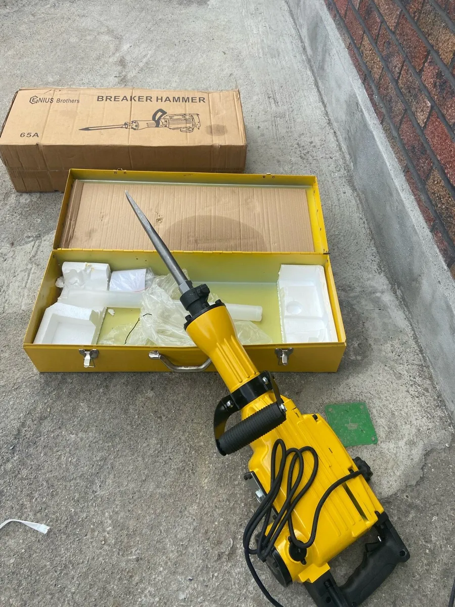 KANGO HAMMER 2200w 220v FREE DELIVERY for sale in Co. Dublin for €250