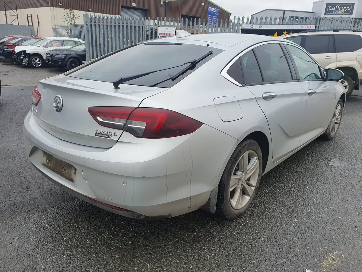 17 OPEL INSIGNIA  1.6 TD (B16DTH) FOR BREAKING - Image 3