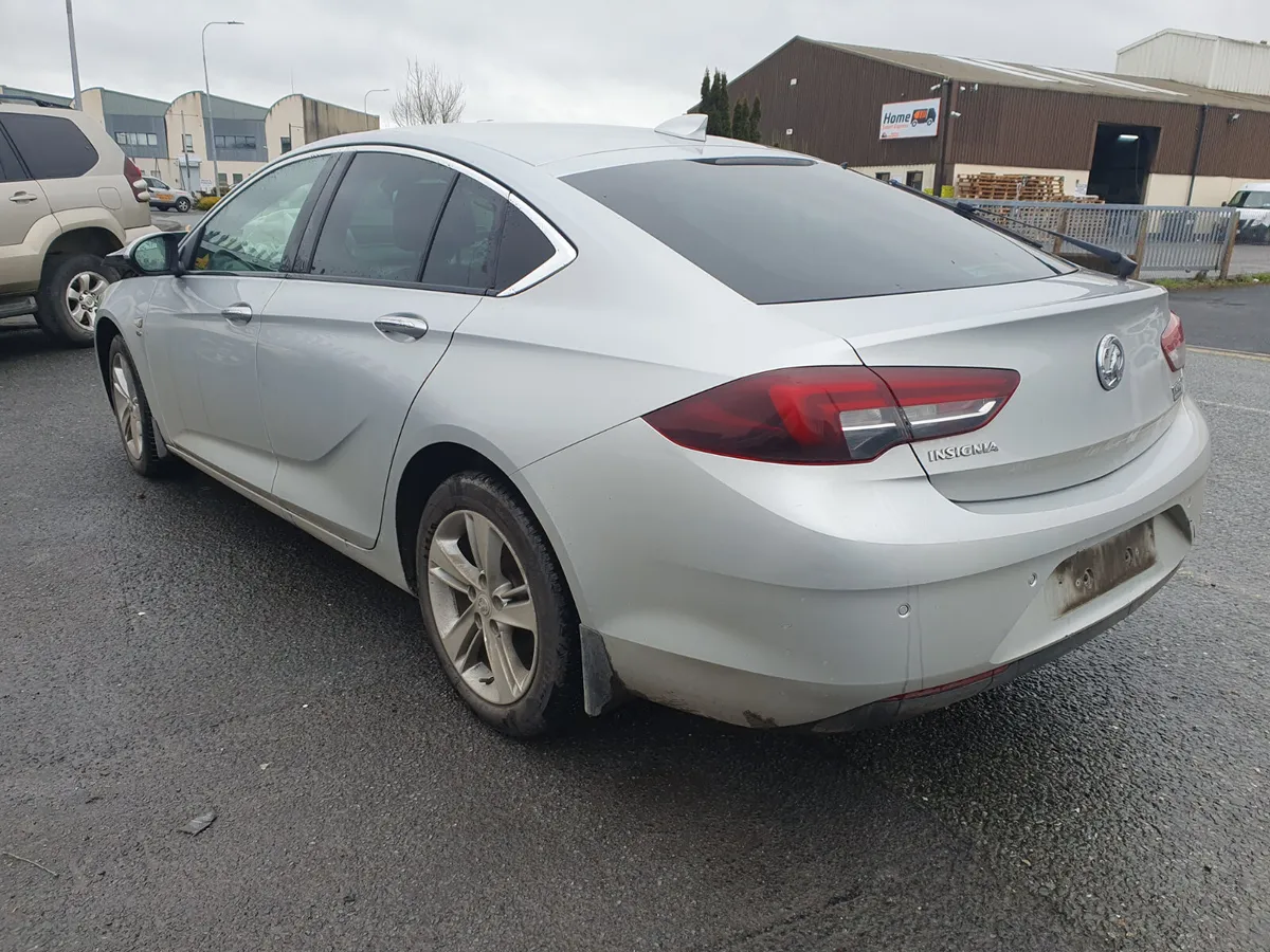 17 OPEL INSIGNIA  1.6 TD (B16DTH) FOR BREAKING - Image 4