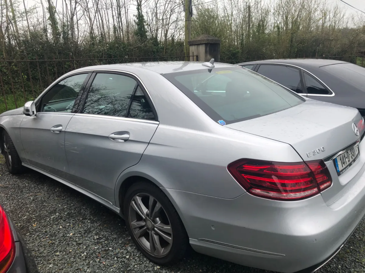 Mercedes-Benz E-Class 2014 - Image 4