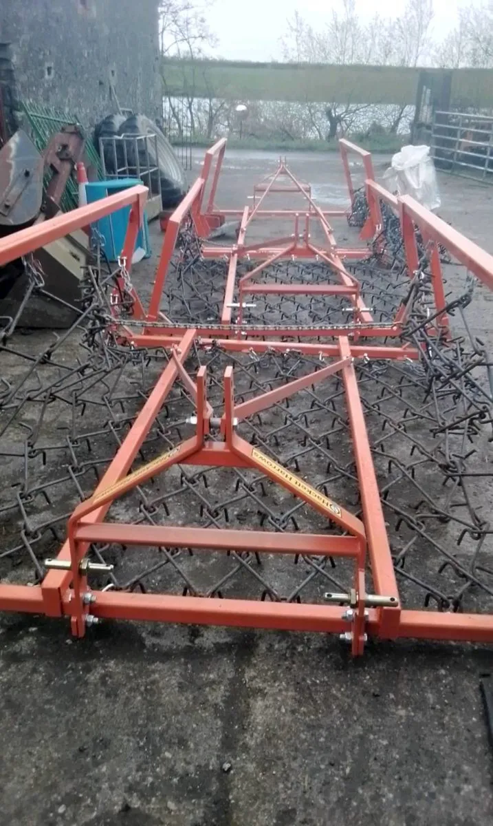 Chain harrows