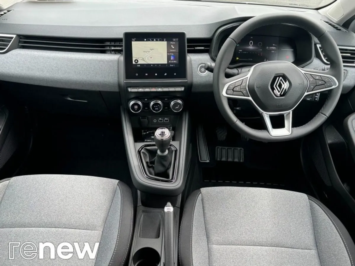 Renault Clio Evolution 1.0 TCE 90 BHP 5DR  IN Sto - Image 2