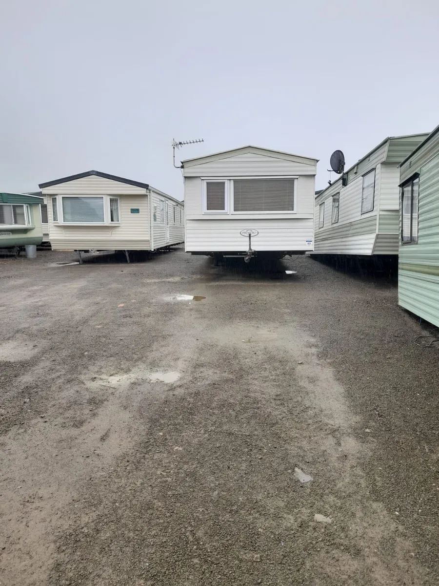 Mobile homes - Image 1