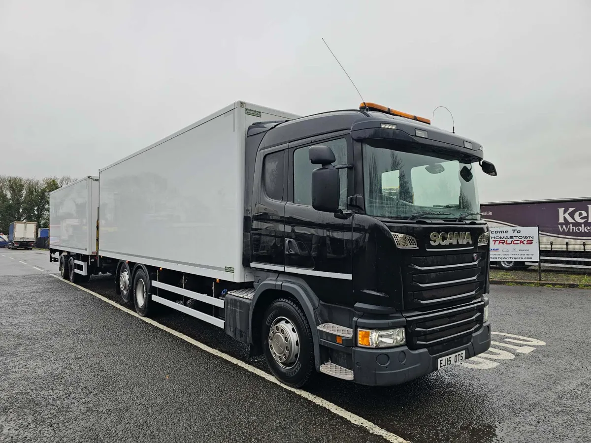 2015 Scania G490 6x2 truck and trailer