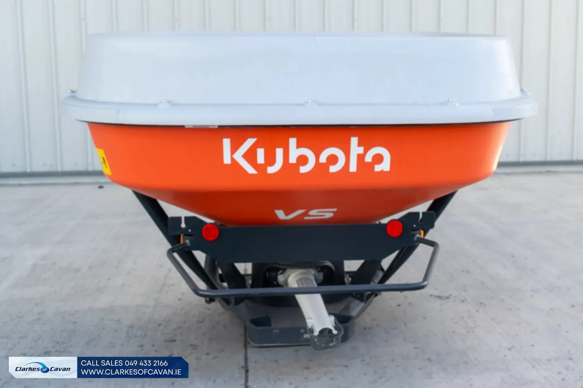New Kubota VS1150 23cwt Fertilser Spreader - Image 1