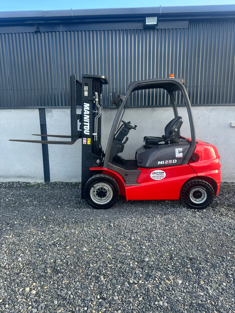 2019 Manitou MI25D Forklift - Image 1