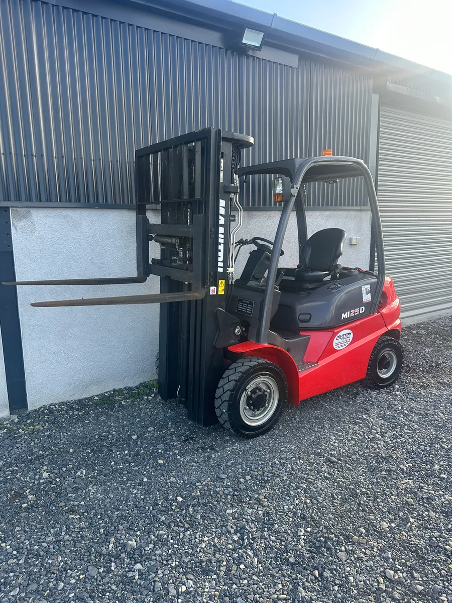 2019 Manitou MI25D Forklift - Image 2