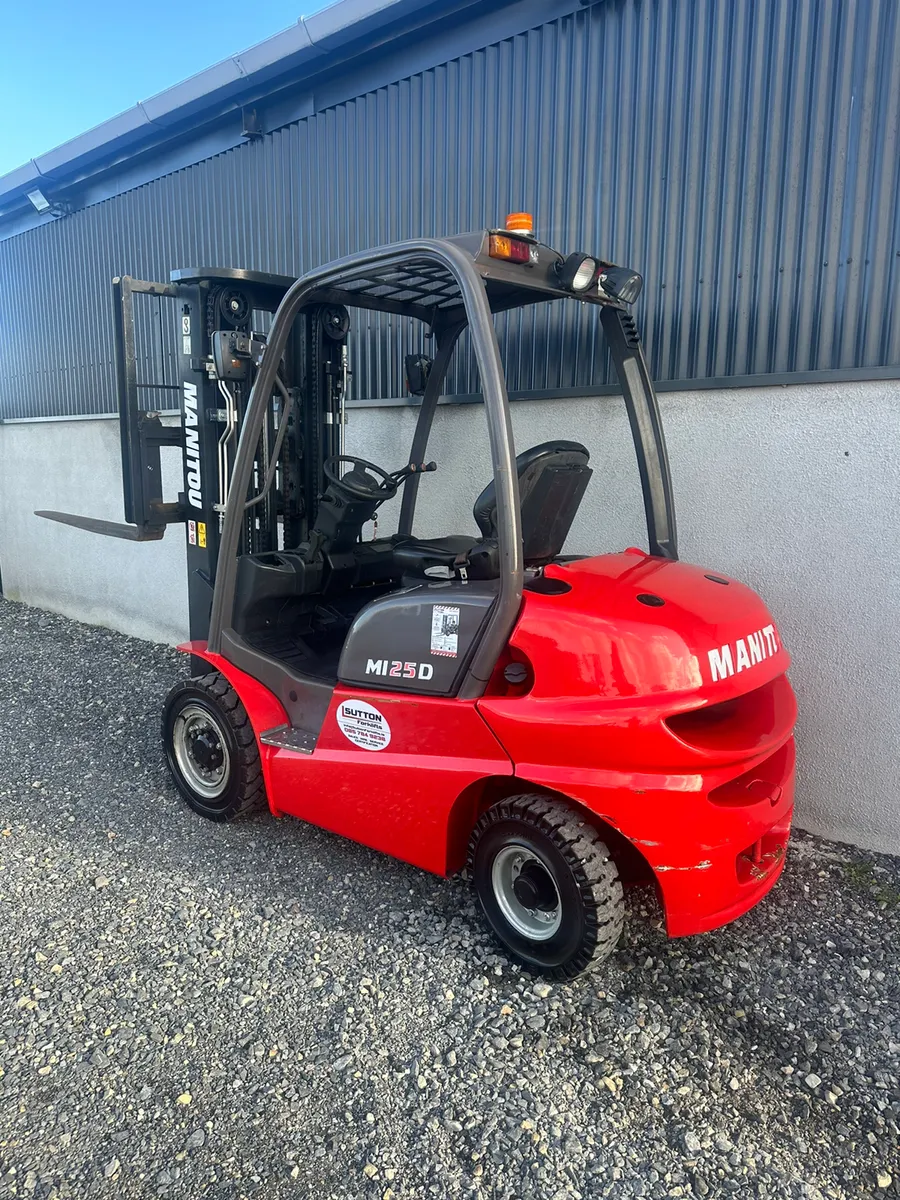 2019 Manitou MI25D Forklift - Image 3