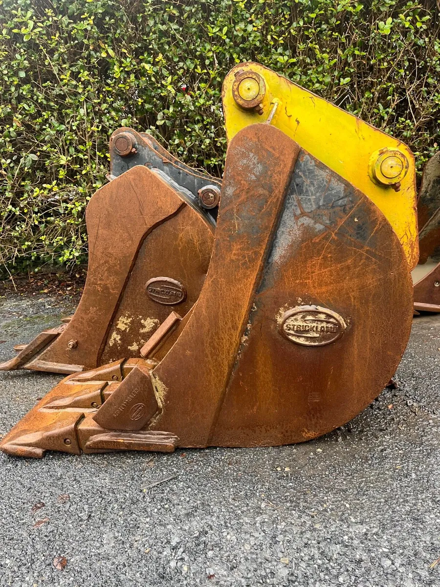 18” Strickland bucket - Image 2