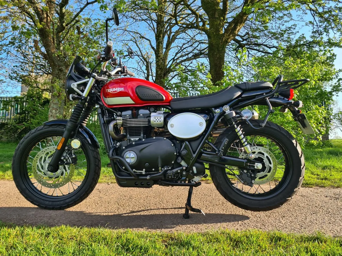 Triumph Street Scrambler 900ccc 2018 Roadster / Re