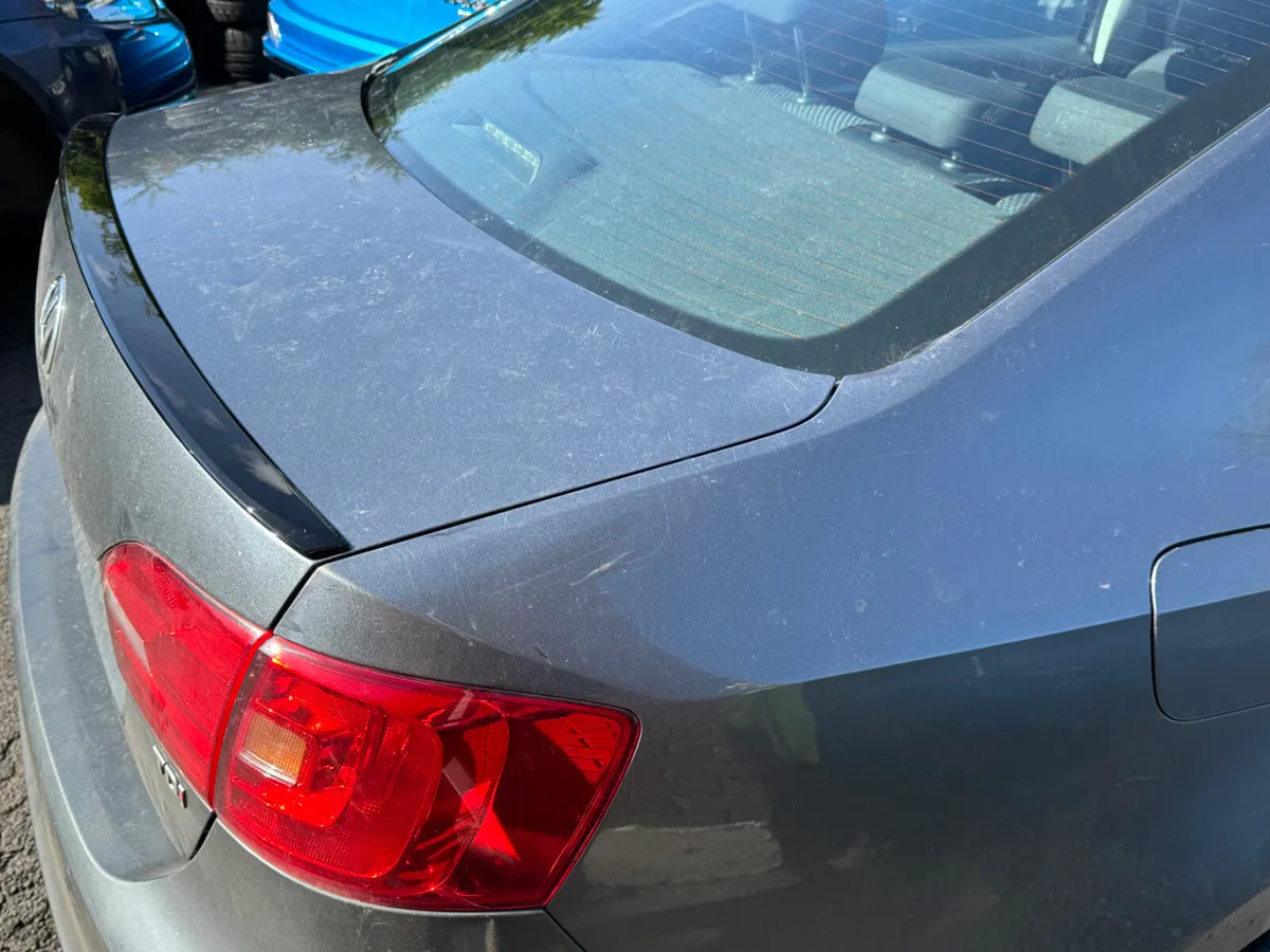 Vw jetta mk6 gli boot lip spoiler gloss Black - Image 1