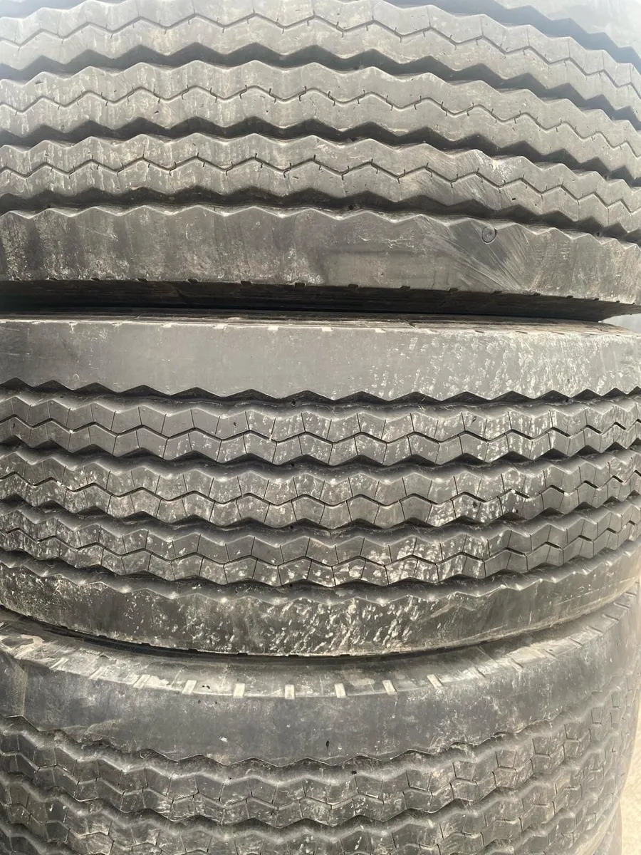 285/70 R 19.5 Michelin J Rated Truck Tyres - Image 2