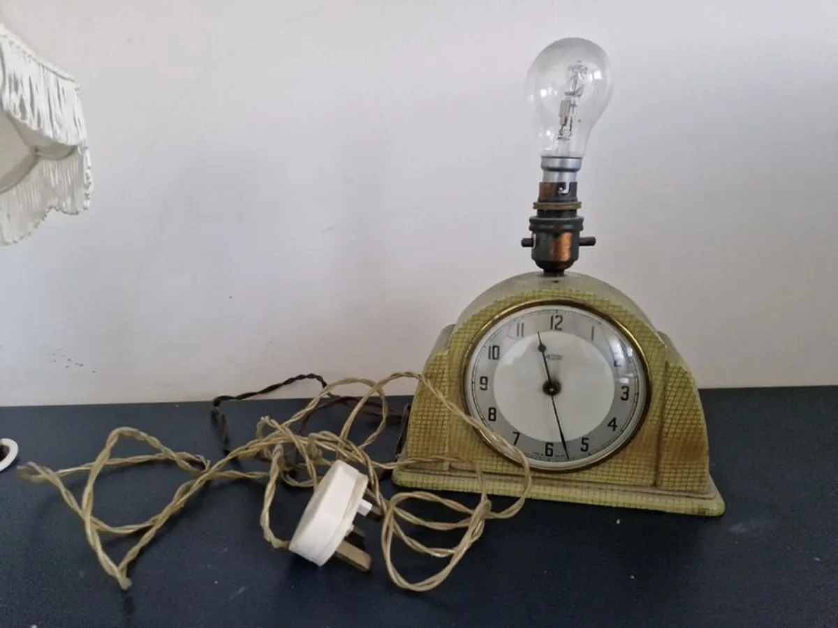 Bakelite Clock and Lamp