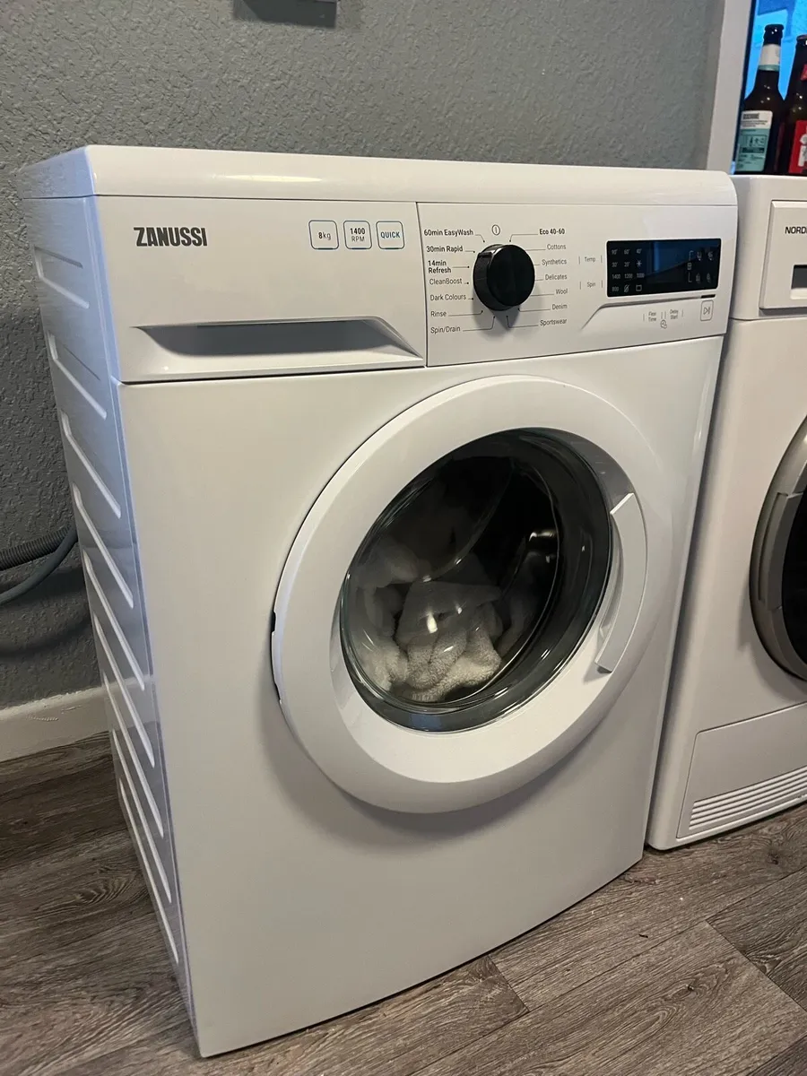 Zanussi washing machine for sale in Co. Dublin for €300 on DoneDeal