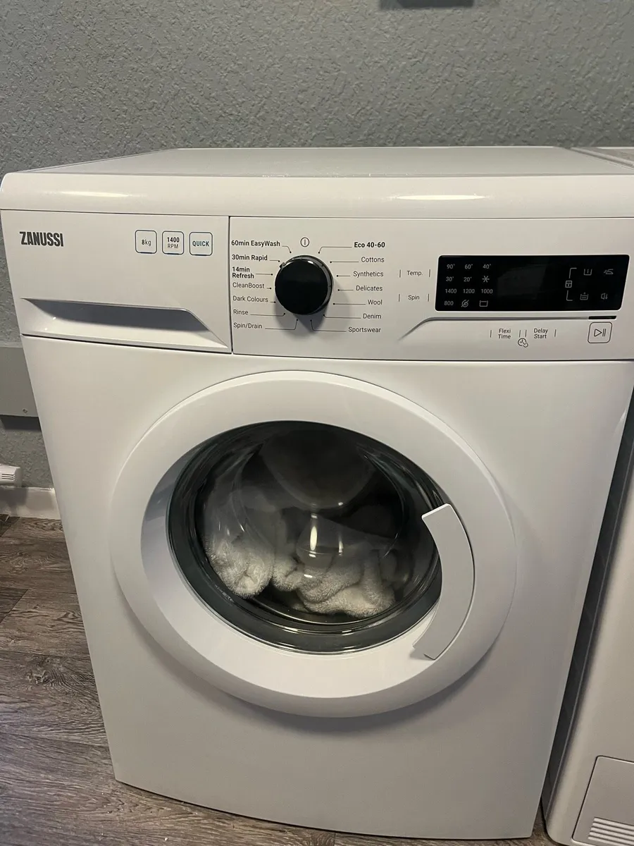 Zanussi washing machine for sale in Co. Dublin for €300 on DoneDeal