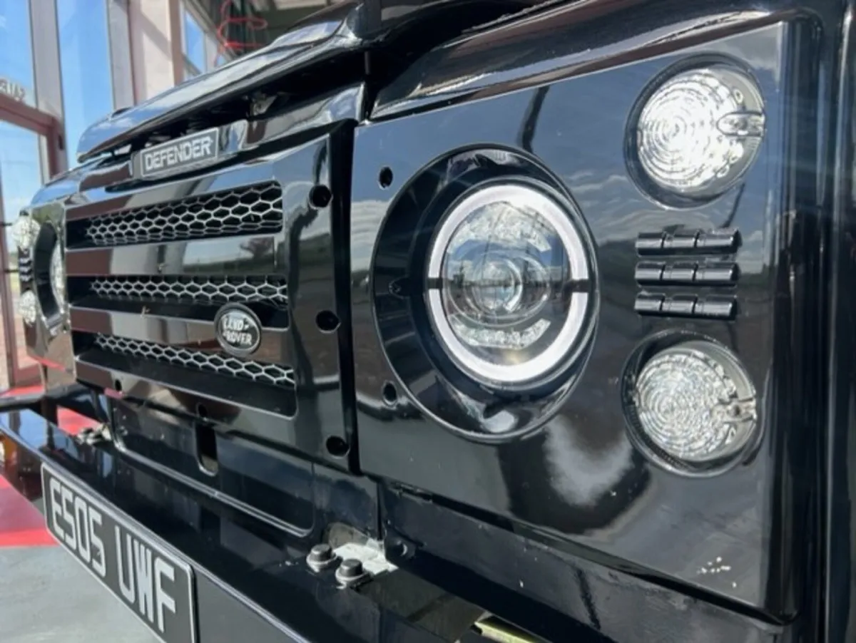 land rover defender 90 - Image 4