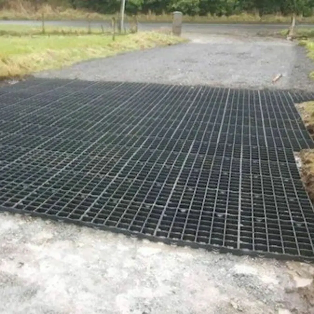 Gravel Grid - Image 1