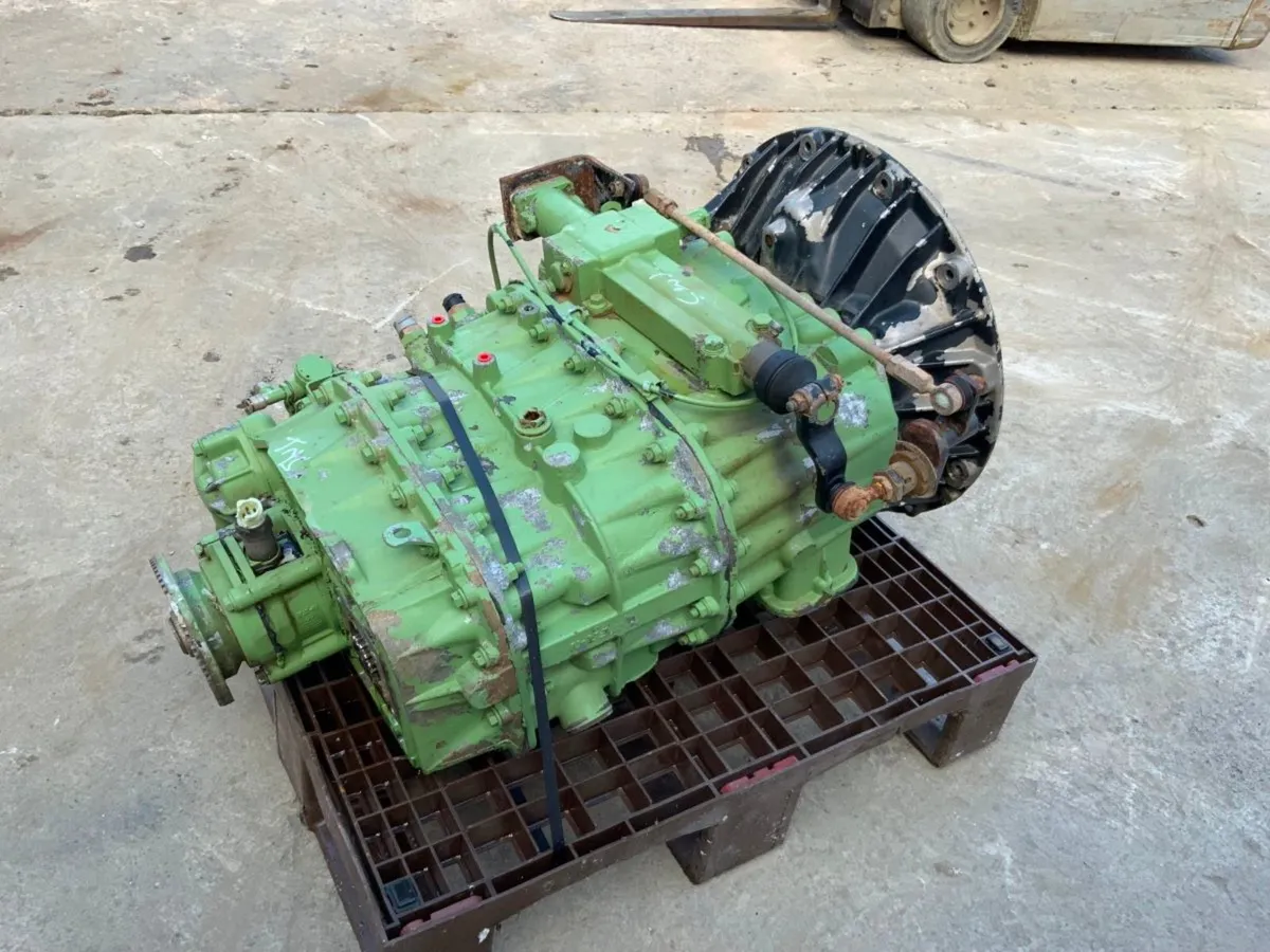DAF 65CF 9 Speed Manual Eaton Gearbox. - Image 3