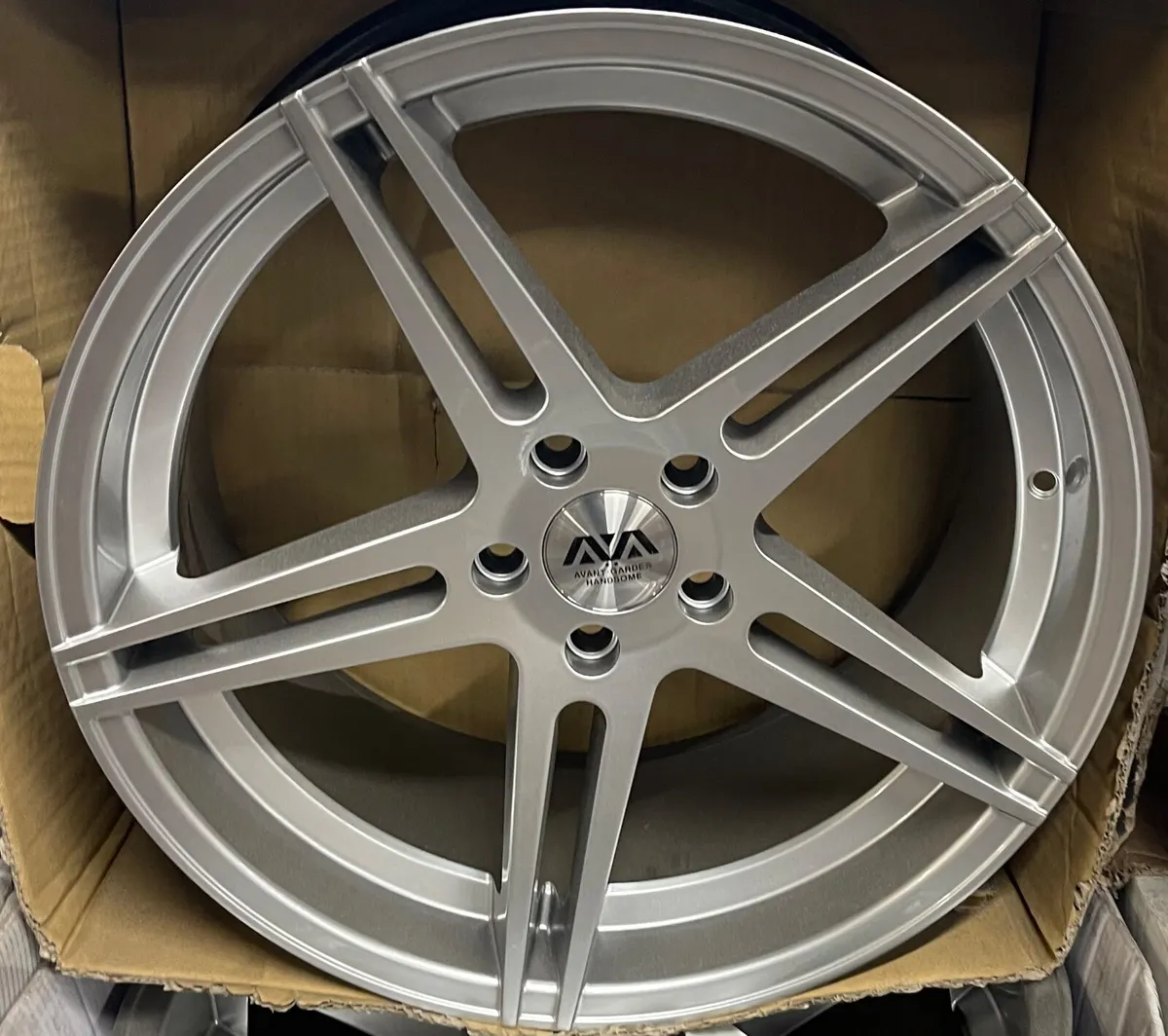 19” Ava 9.5 rear 8.5 front 5x112 alloys & tyres