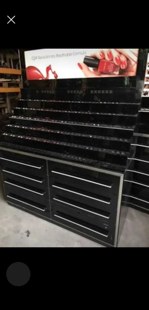Nail bar/eyebrow bar - Image 4