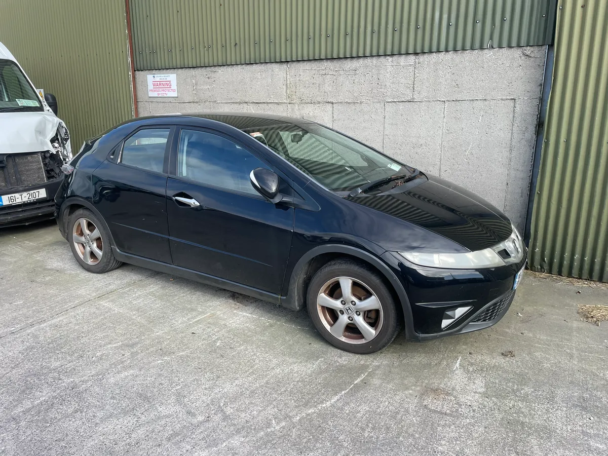 2009 Honda civic 1.4 auto for dismantling