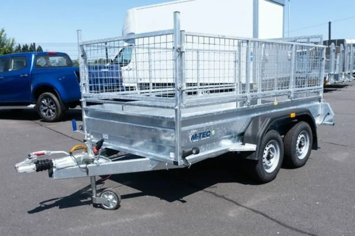 M-Tec 10x5ft Twin Axle Trailer - Image 1