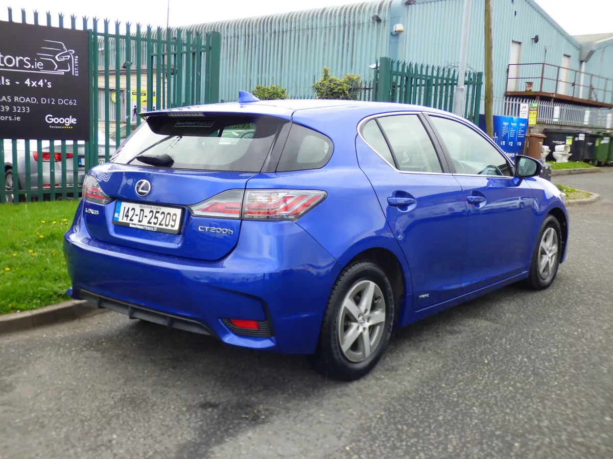 LEXUS CT200H S AUTOMATIC - Image 3