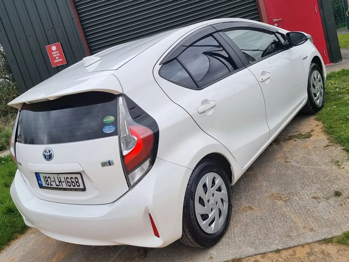 2018 TOYOTA AQUA AUTOMATIC HYBRID NCT'd €11,999 - Image 3