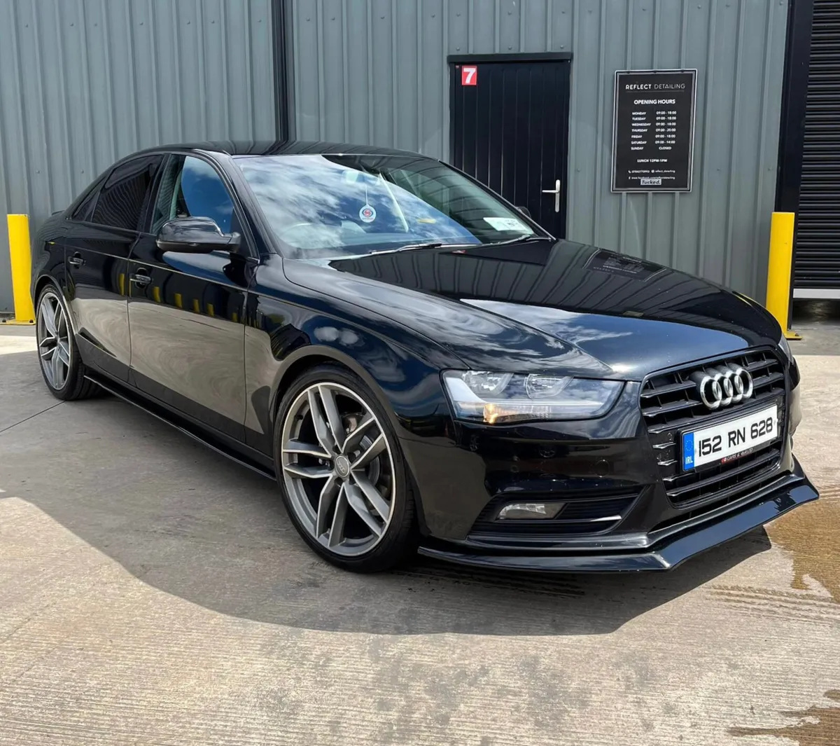 2015 Audi A4 2.0 TDI SE Ultra Technik Black Editio - Image 1