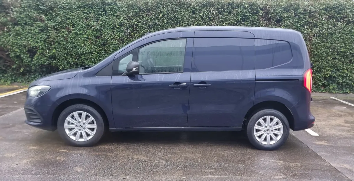 Small Automatic Van? Mercedes Citan in stock - Image 2