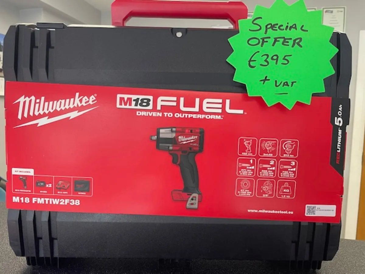 M18  3/8 " Mid Torque Impact Wrench Kit -Offer €€€ - Image 4