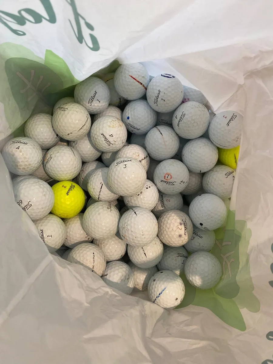 Titleist Pro V golf balls