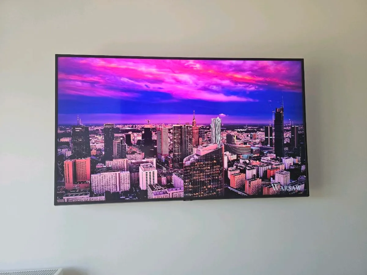 55" Samsung QLED Smart 4K UHD LED TV, like new for sale in Co. Kildare