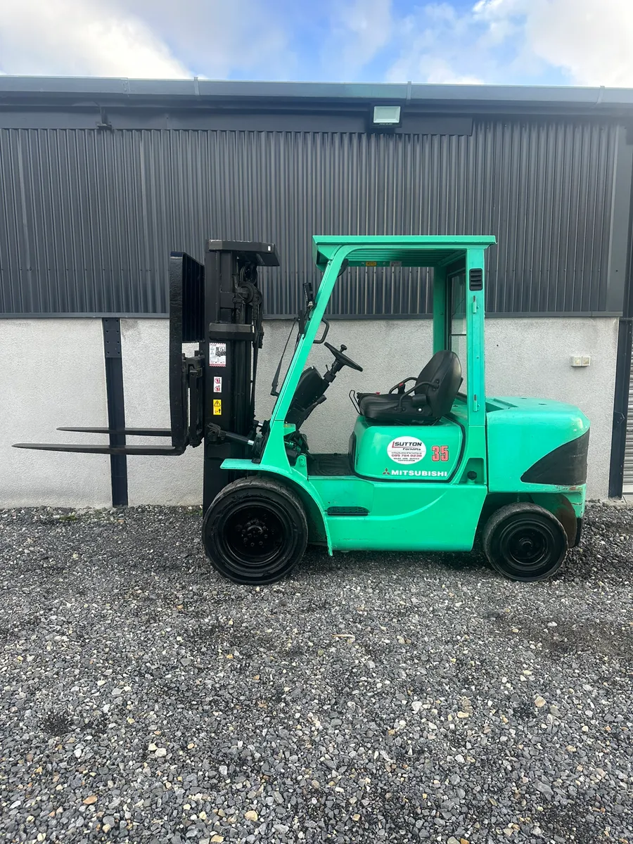 Mitsubishi FD35K Forklift - Image 1