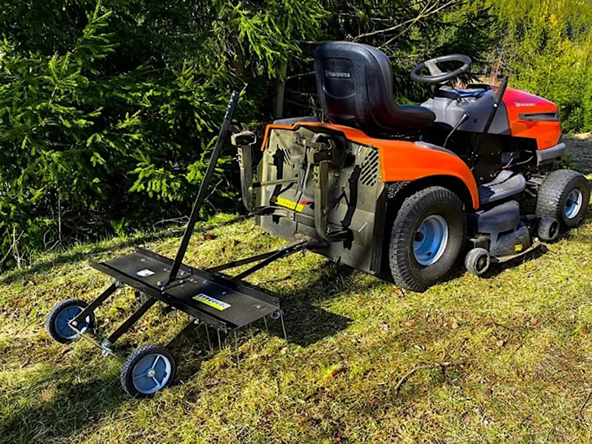 100cm Lawn Scarifier/De Thatcher. - Image 1