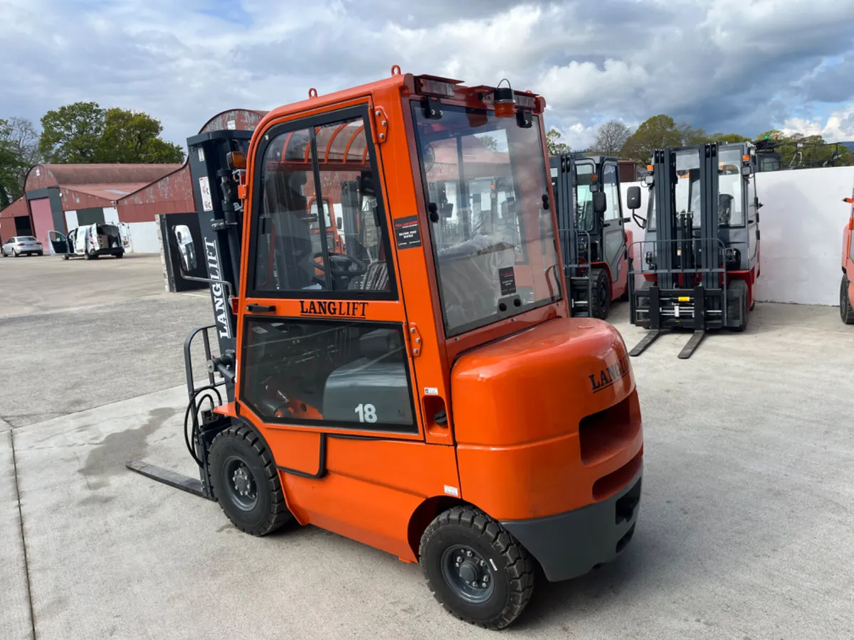 Forklift Langlift new Isuzu engine - Image 1