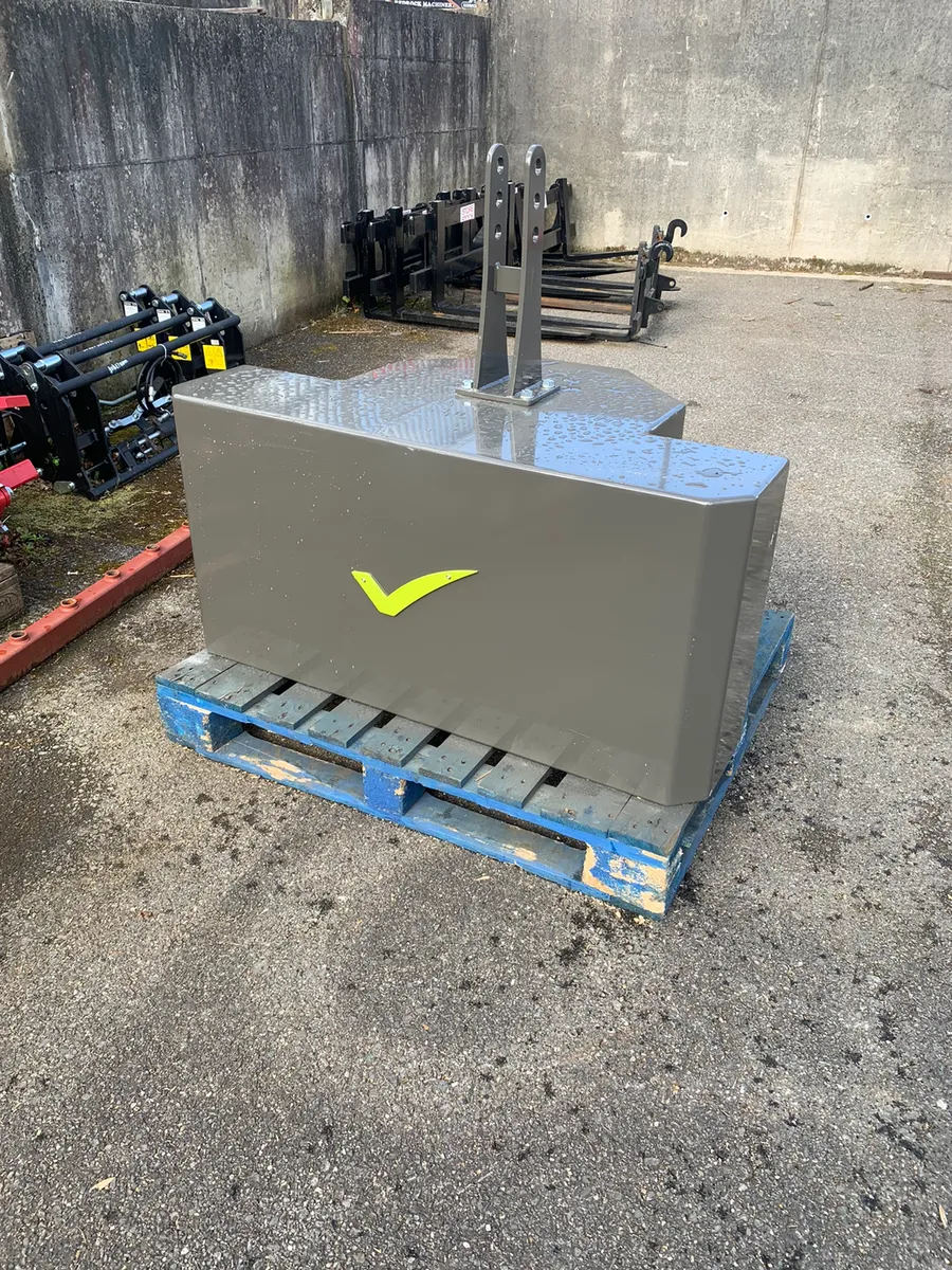 Rite engineering 2000kg weight block - Image 1