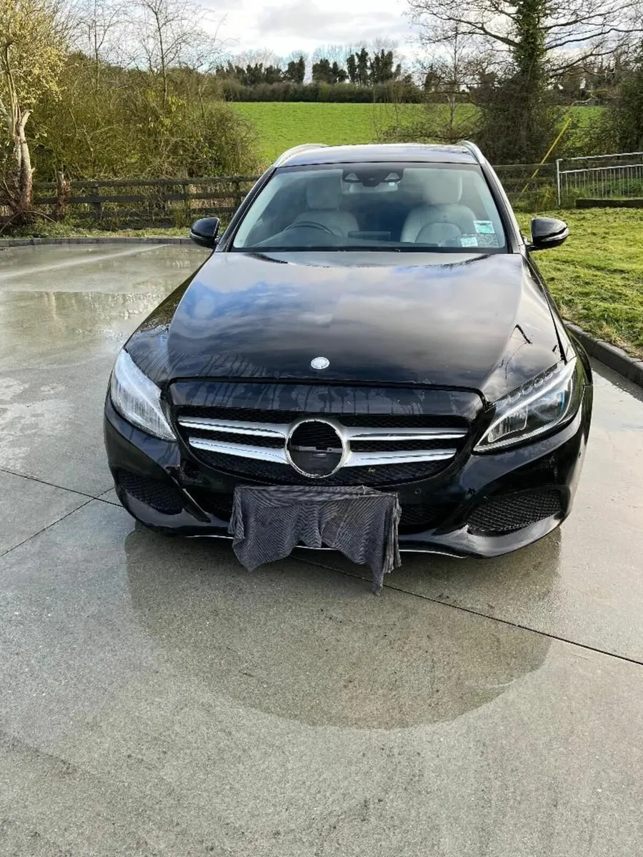 Mercedes-Benz C-Class 2016 - Image 1