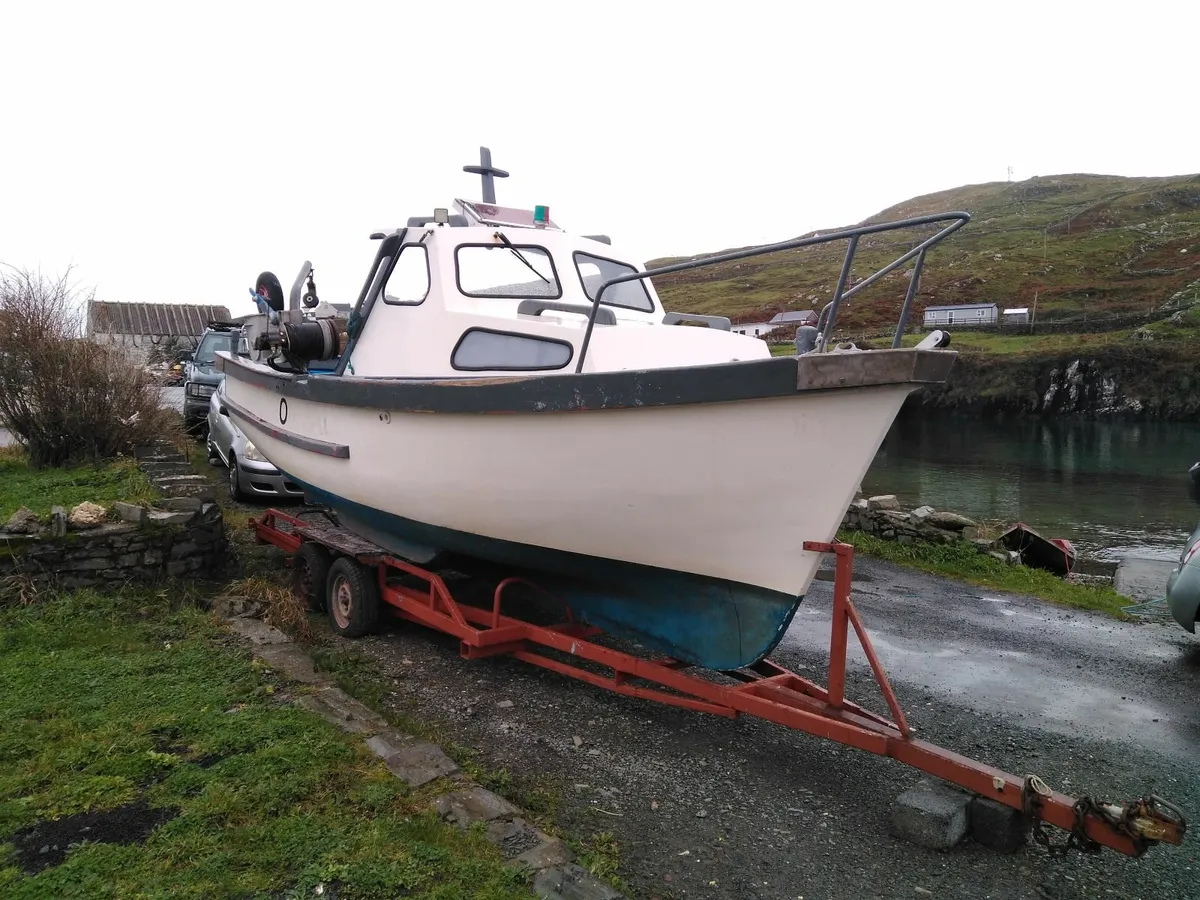 23ft Lee Fysher boat for sale - Image 4