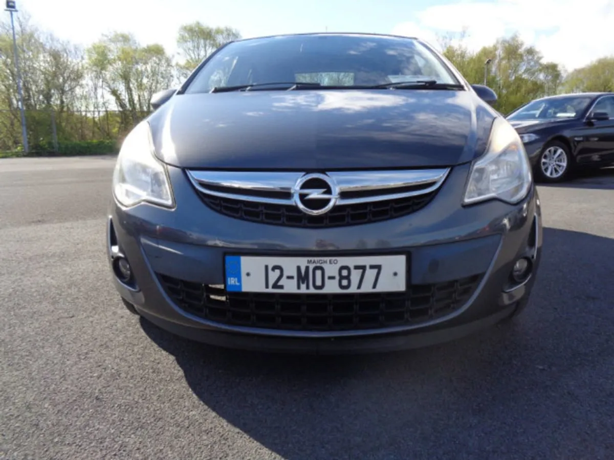 Opel Corsa SC 1.2i Ecoflex Start Stop 4DR - Image 2