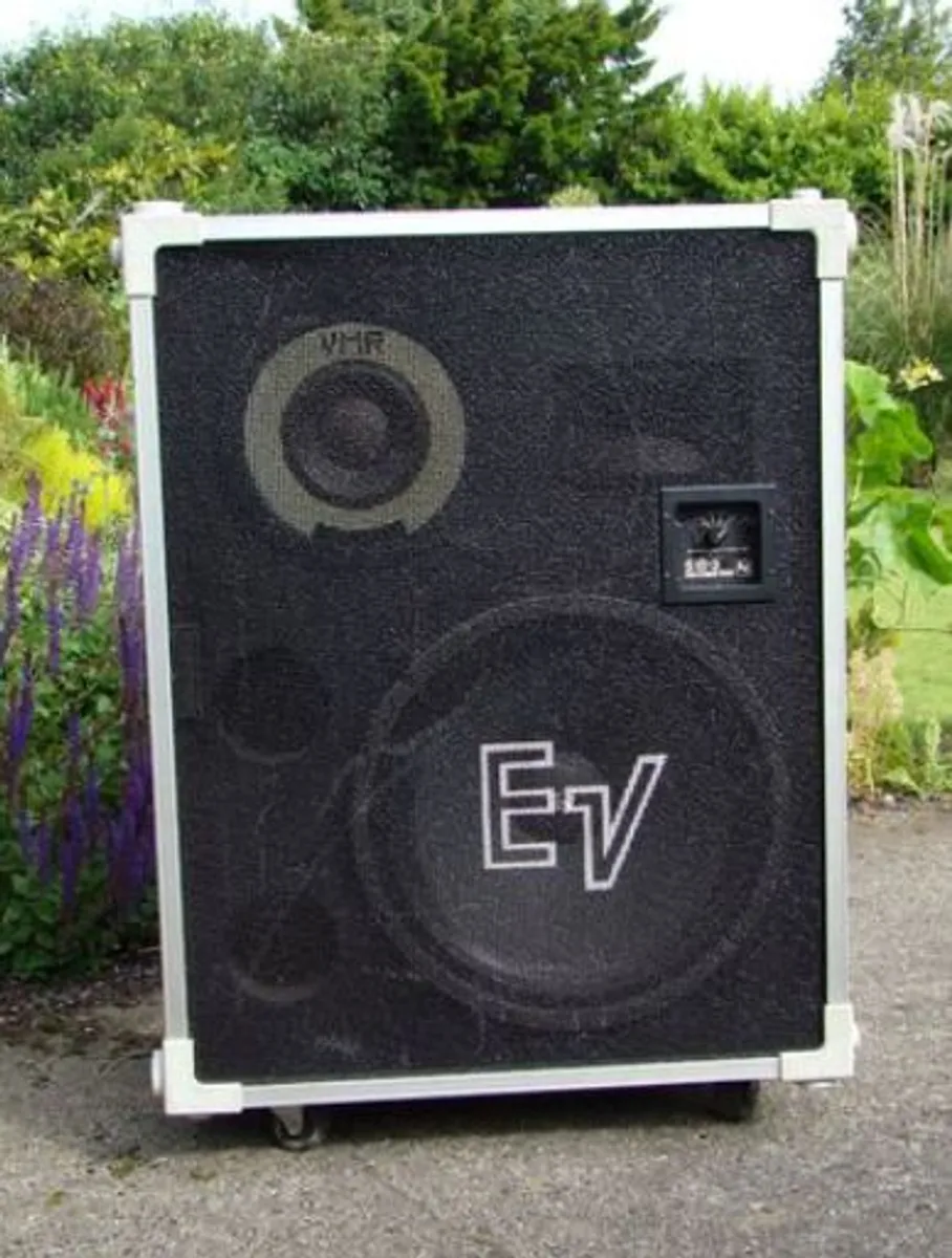 EV S18-3 Speaker cabinet Full range