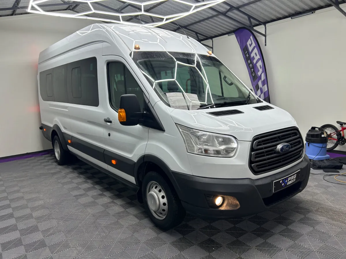 2015 (152) FORD TRANSIT 17 SEATER. 2.2 TDCI