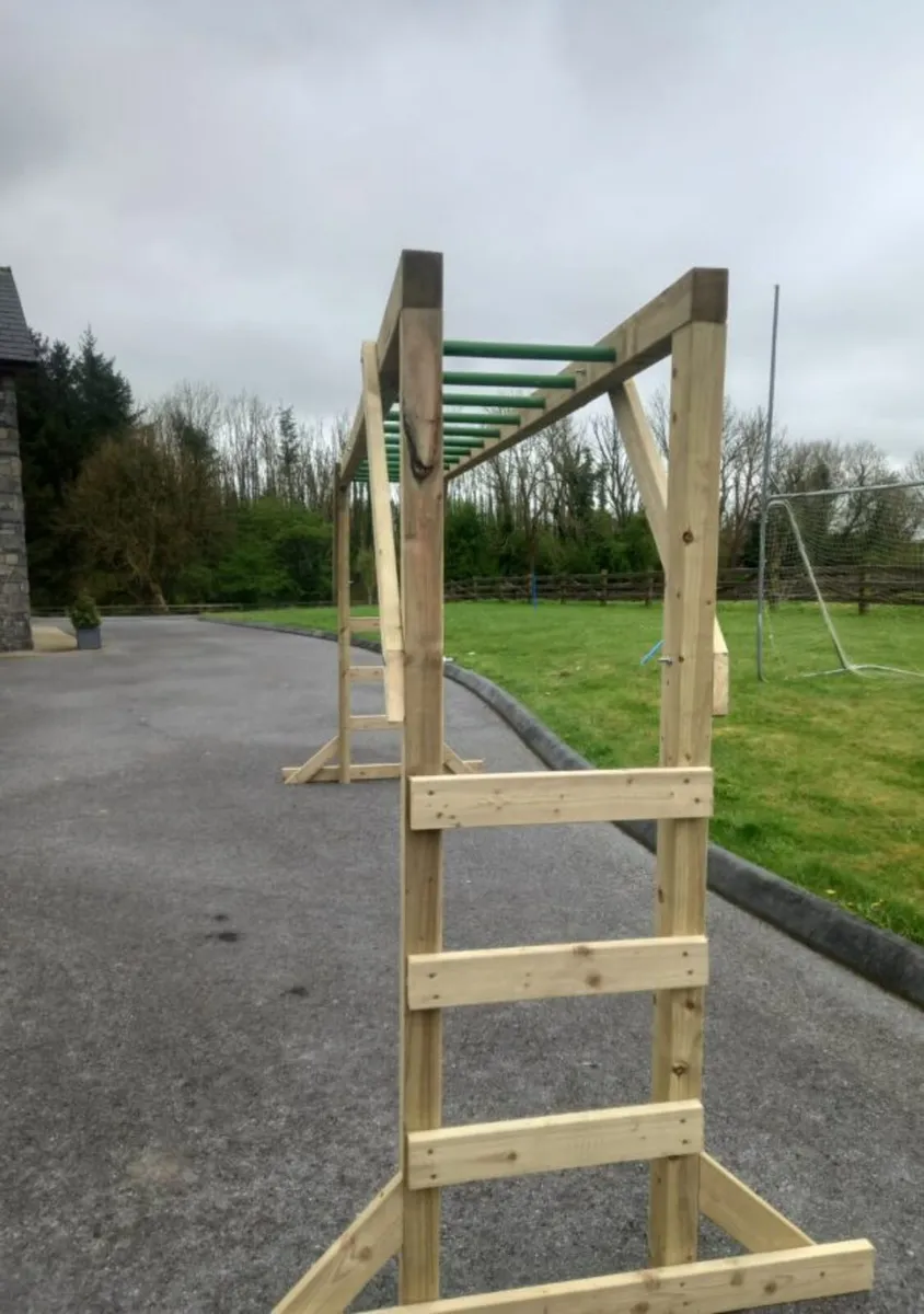 Climbing frame Monkey Bars - Image 2