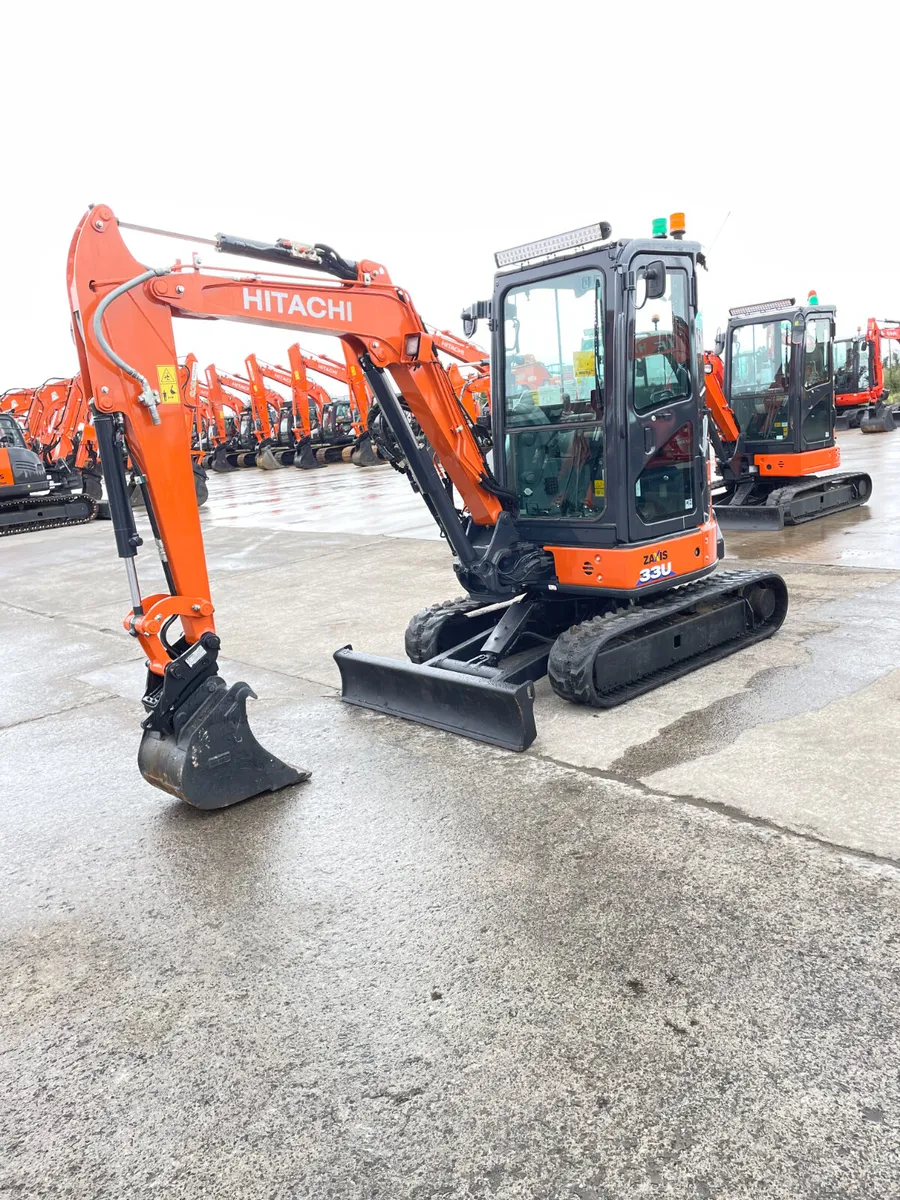 HITACHI ZX33-6 - Image 1