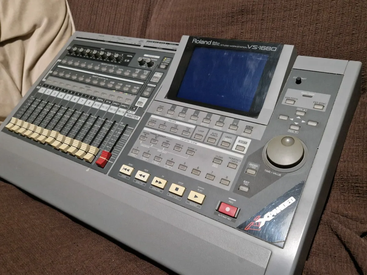 配信機器・PA機器・レコーディング機器 09 Roland VS-1680 MTR Yahoo!オークション -「vs-1680」の落札相場・落札価格