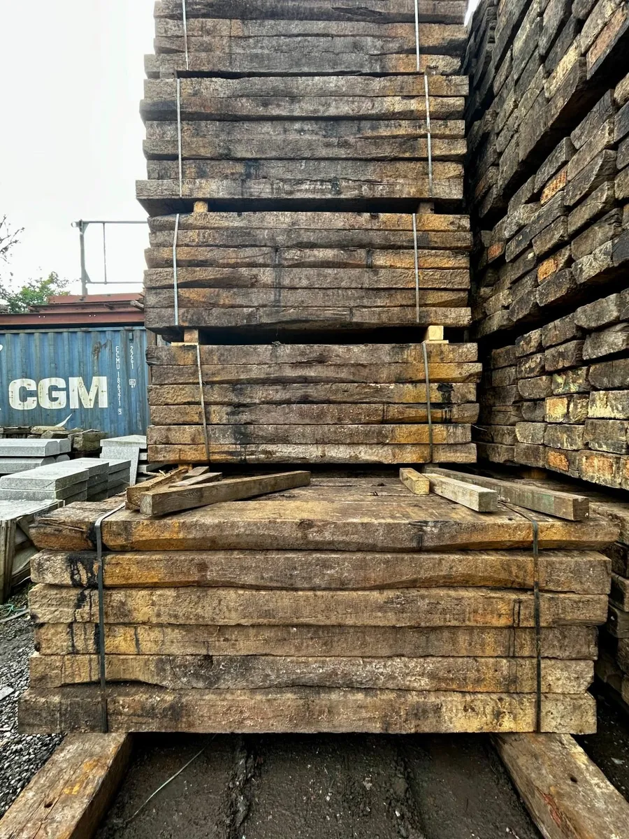 Reclaimed Oak Railway Sleepers