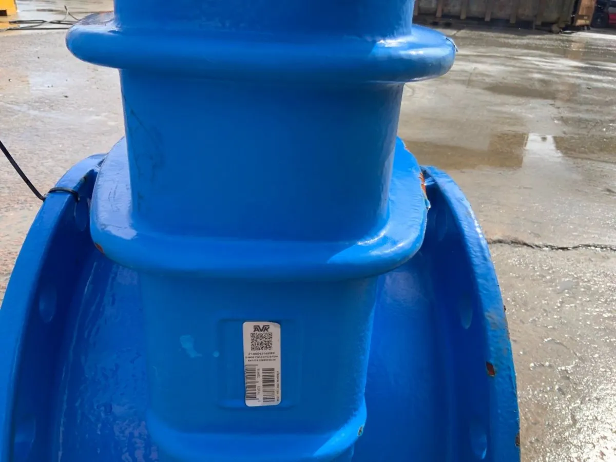 CAST IRON WATERMAIN SLUICE VALVES....1602 - Image 4