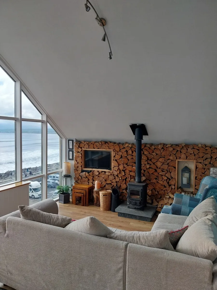 Penthouse Apartment  Lahinch , Co Clare.   TO LET