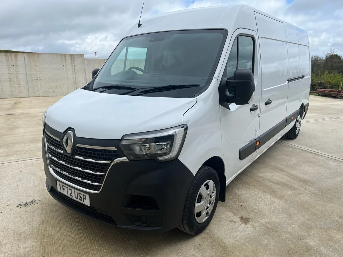 (231)Renault Master Business + 2023 Irish Reg - Image 2