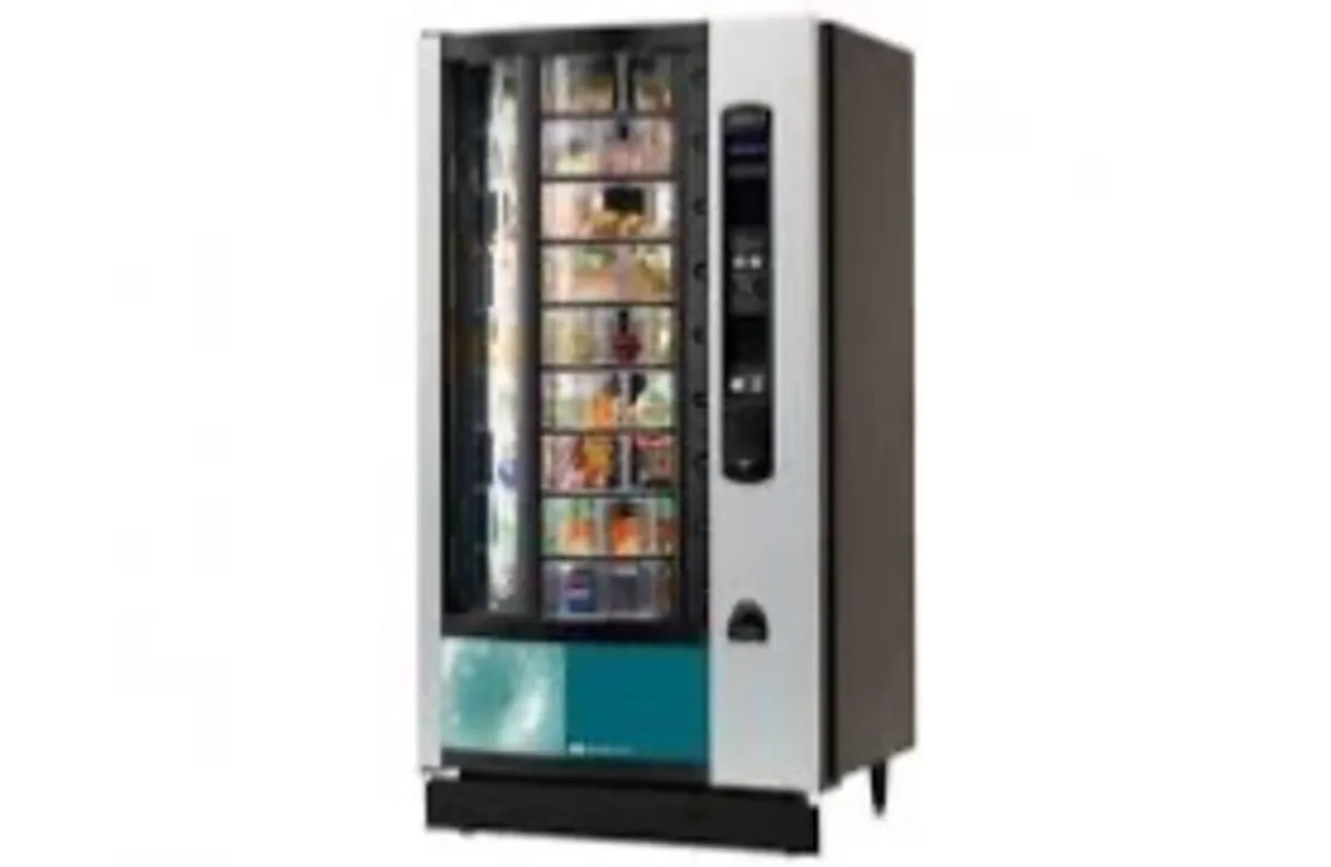Vending machines sanwiches  salad - Image 1
